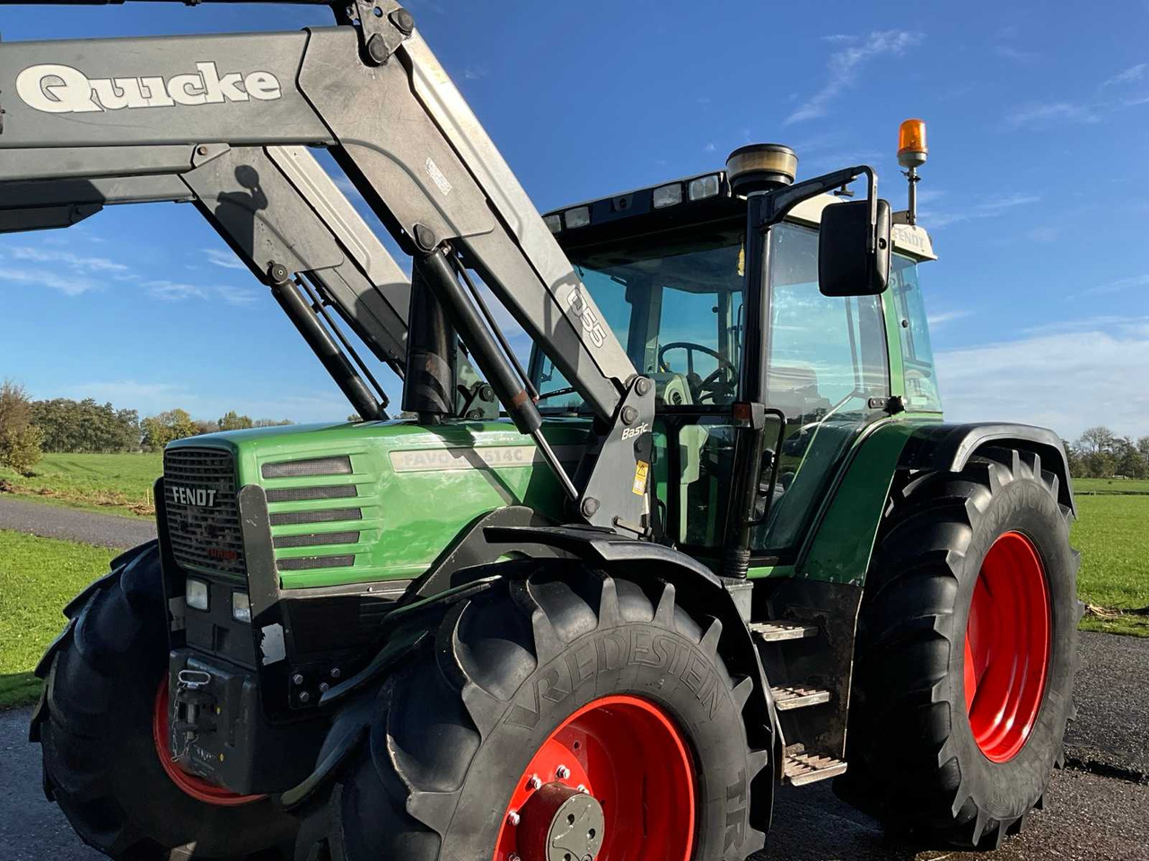 Tracteur agricole Fendt Favorit 512C Turboshift