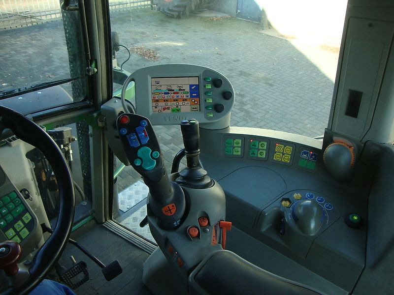 Tracteur agricole Fendt Fendt 714 Vario TMS