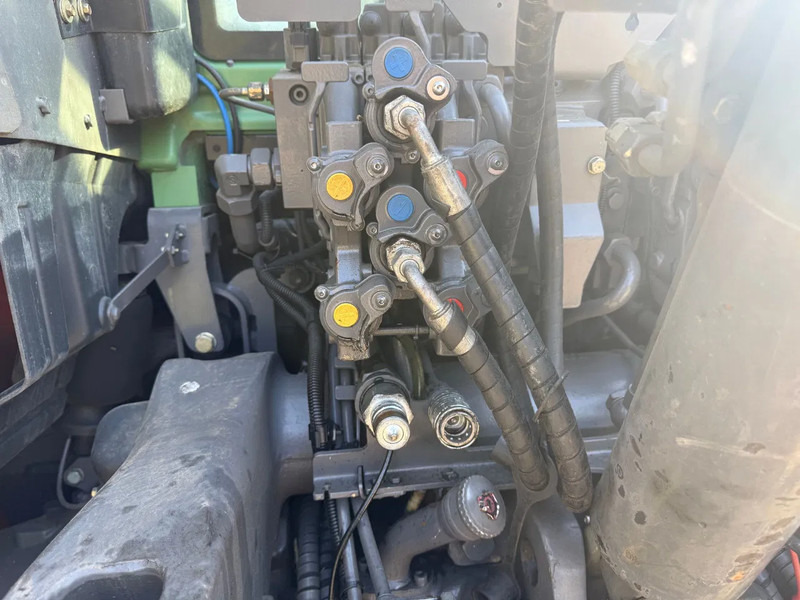 Tracteur agricole Fendt Vario 828 Profi plus 50 KM Vario 828 Profi plus 50 KM