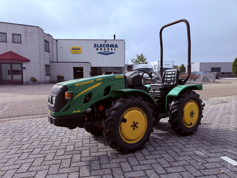 Tracteur agricole Ferrari VIPAR F30L AR