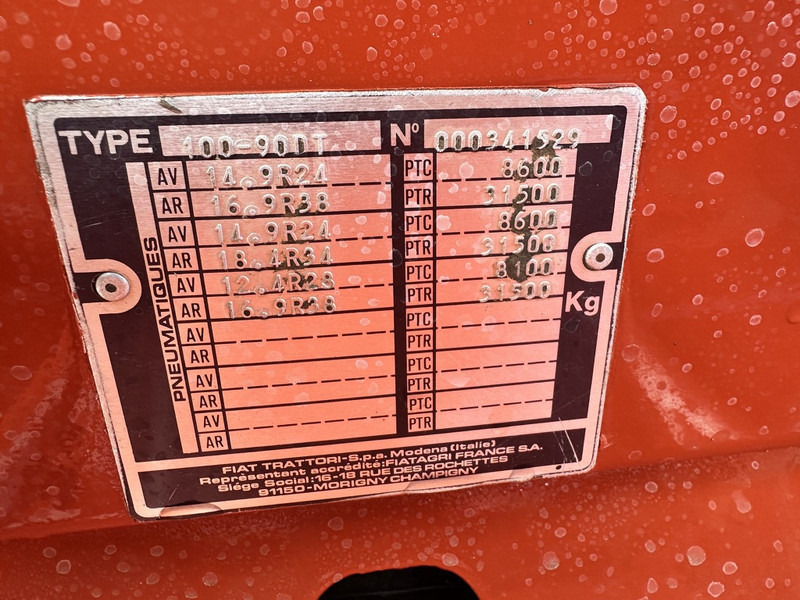 Tracteur agricole Fiat 100-90 DT