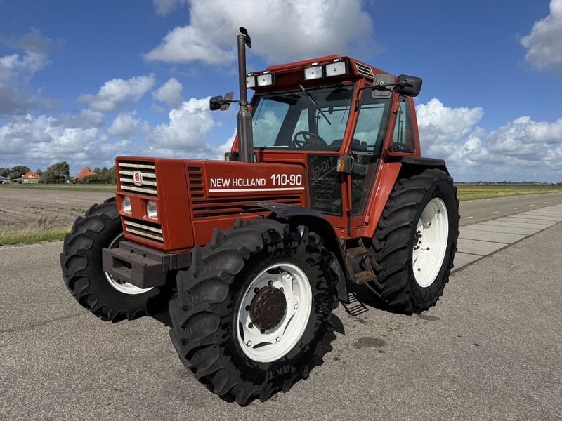 Tracteur agricole Fiat 110-90 DT