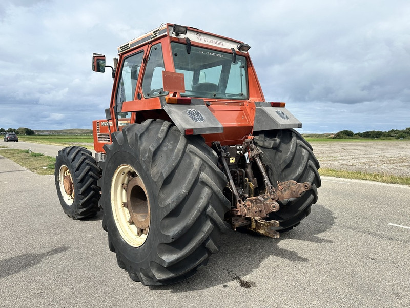 Tracteur agricole Fiat 160-90 DT
