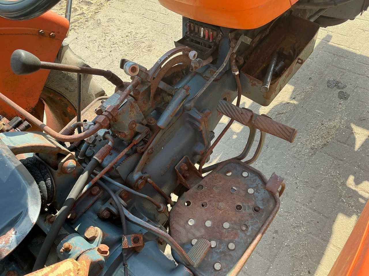 Tracteur agricole Fiat 300