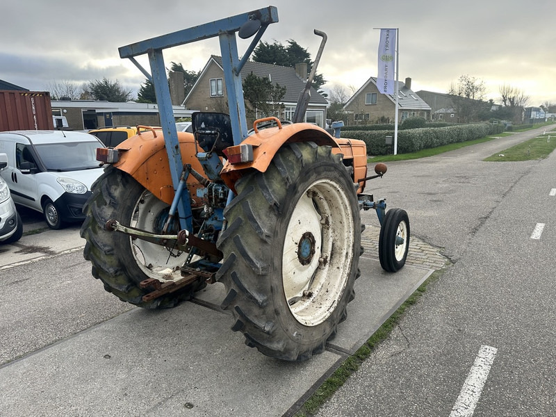 Tracteur agricole Fiat 415