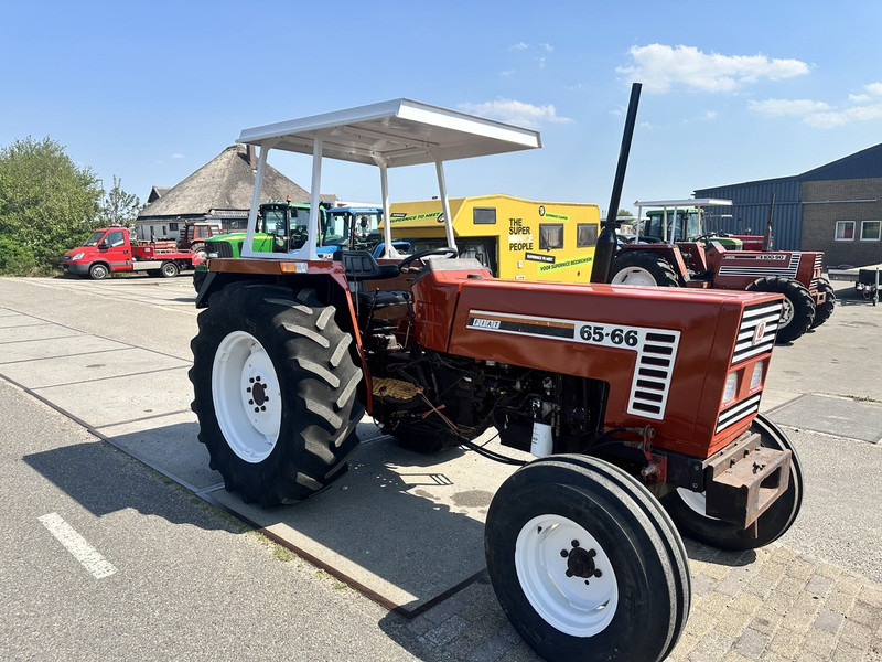 Tracteur agricole Fiat 65-66