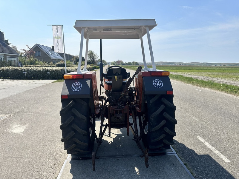 Tracteur agricole Fiat 65-66