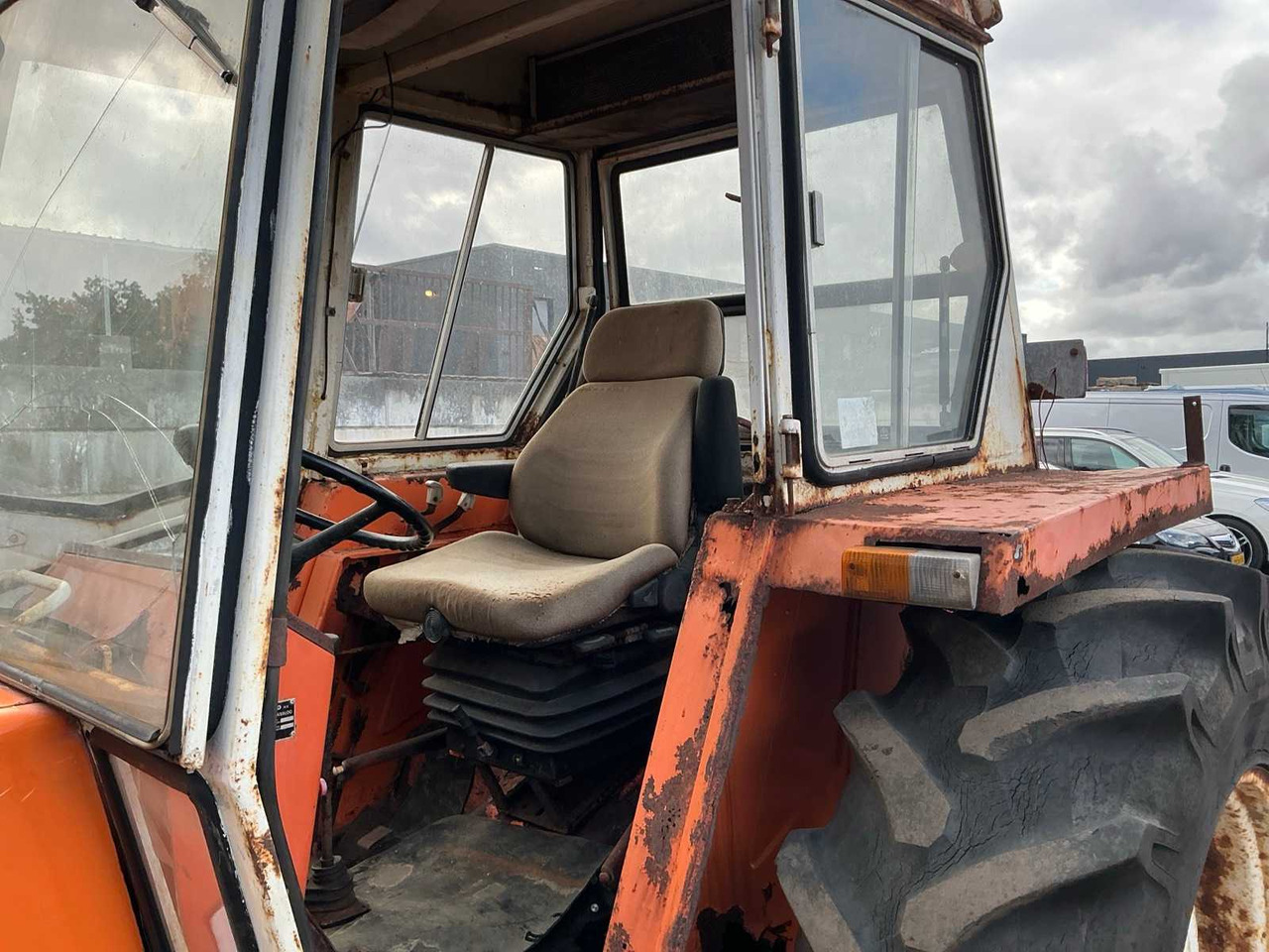 Tracteur agricole Fiat 780/8