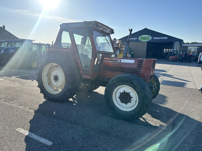 Tracteur agricole Fiat 90-90 DT