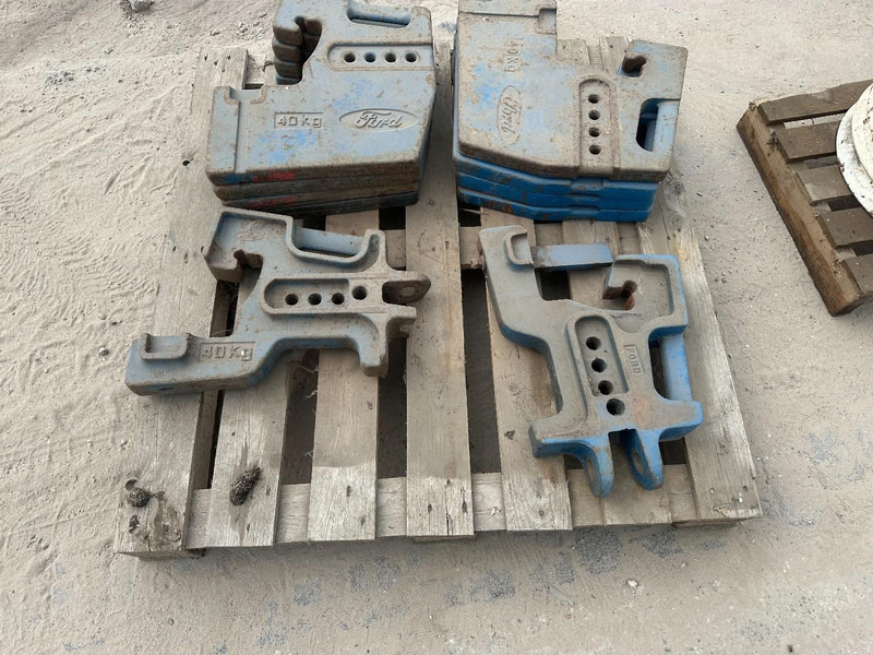 Tracteur agricole Fiat Gewichten Front weights / Wheel weights
