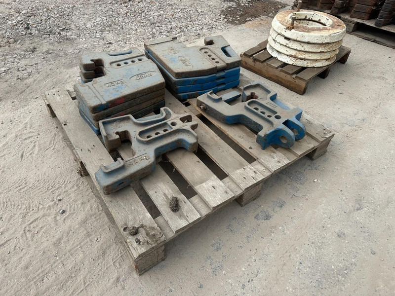 Tracteur agricole Fiat Gewichten Front weights / Wheel weights