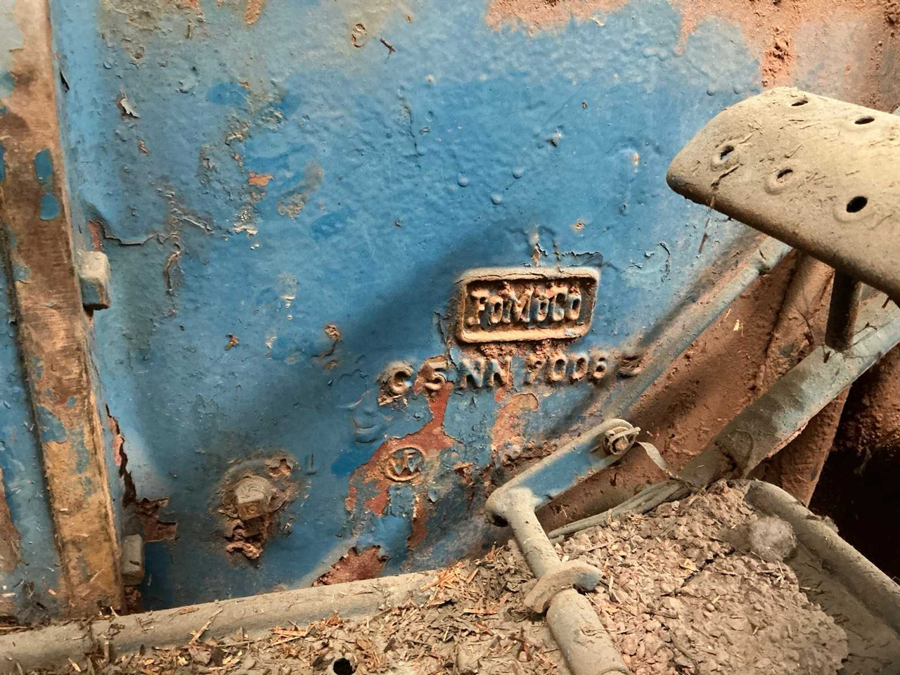 Tracteur agricole Ford 3000