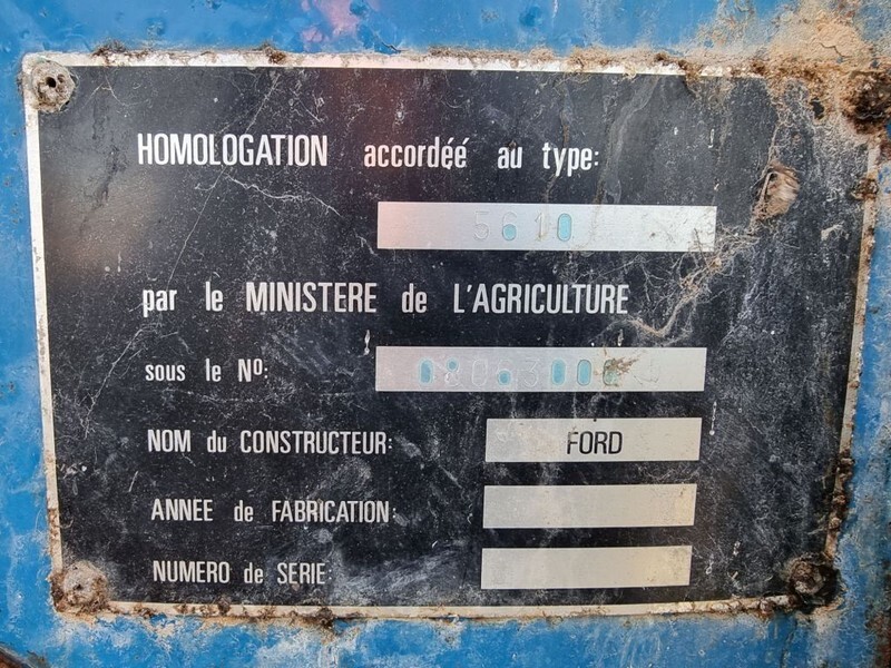 Tracteur agricole Ford 5610