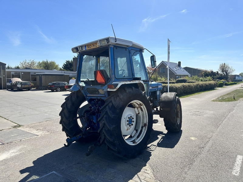 Tracteur agricole Ford 6610