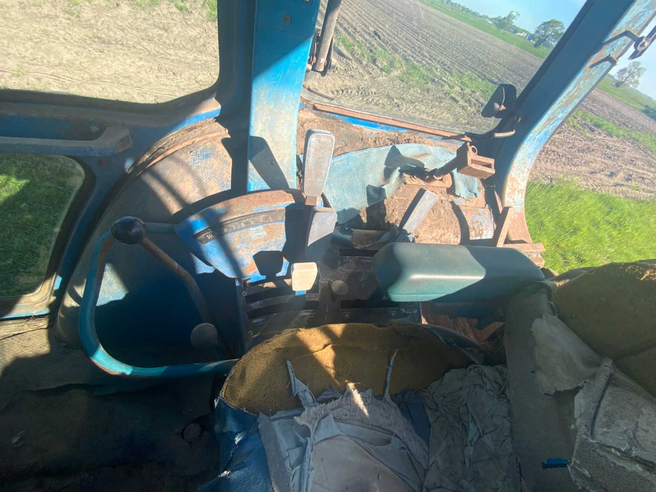 Tracteur agricole Ford 7700