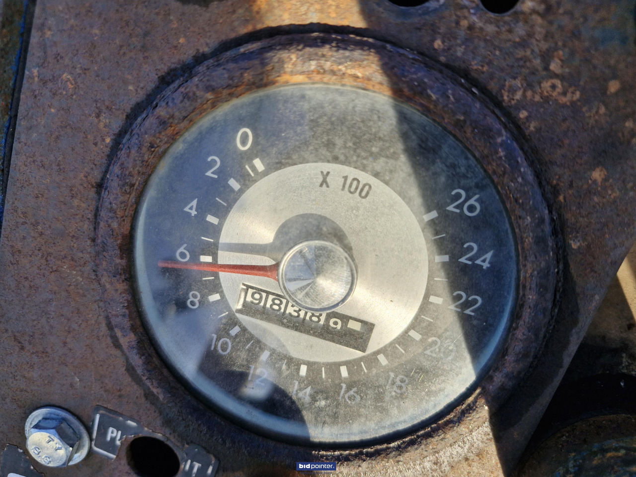 Tracteur agricole Ford 8600