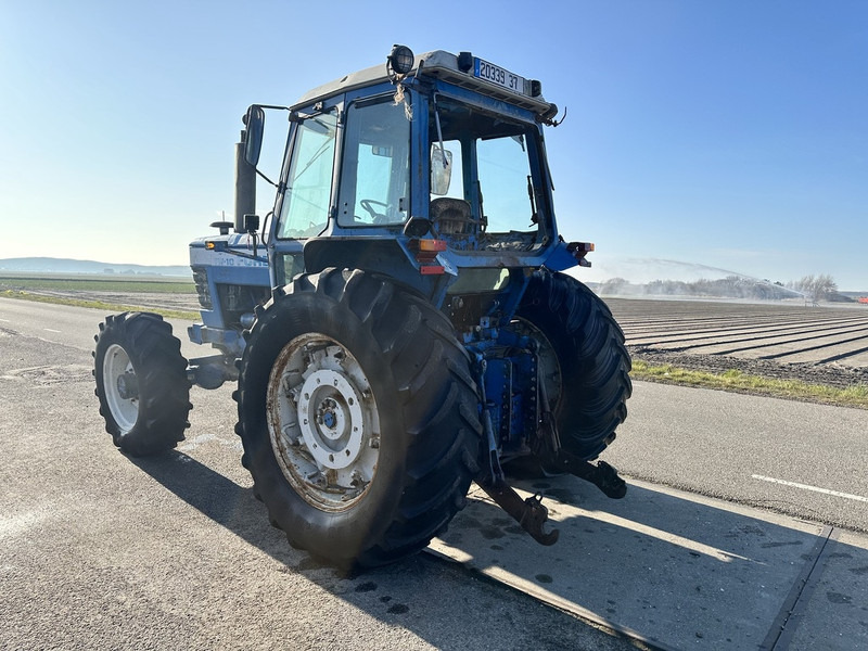 Tracteur agricole Ford TW-10