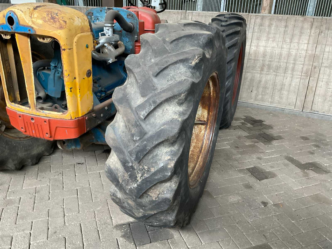 Tracteur agricole Fordson Major County Super 4