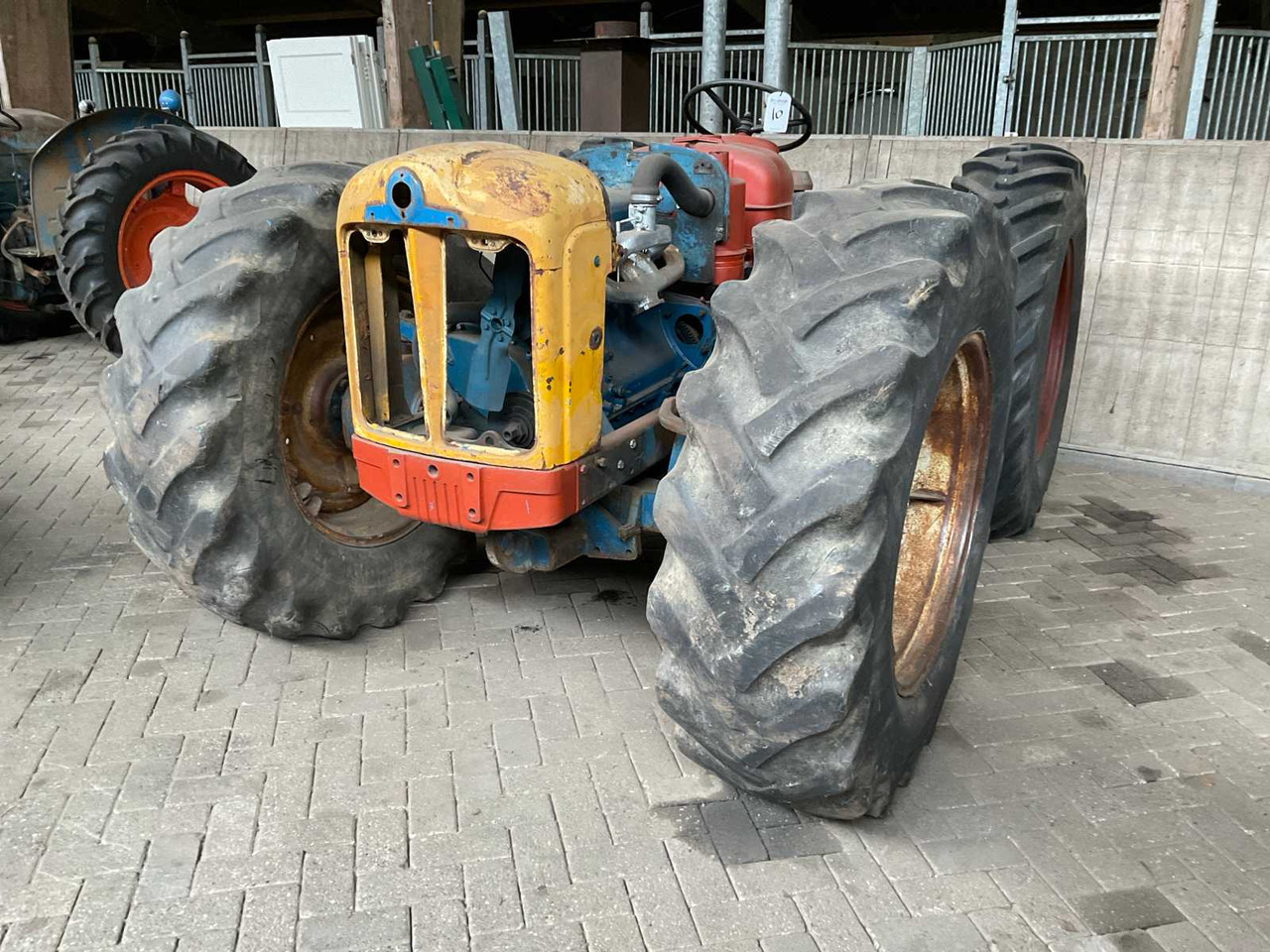Tracteur agricole Fordson Major County Super 4