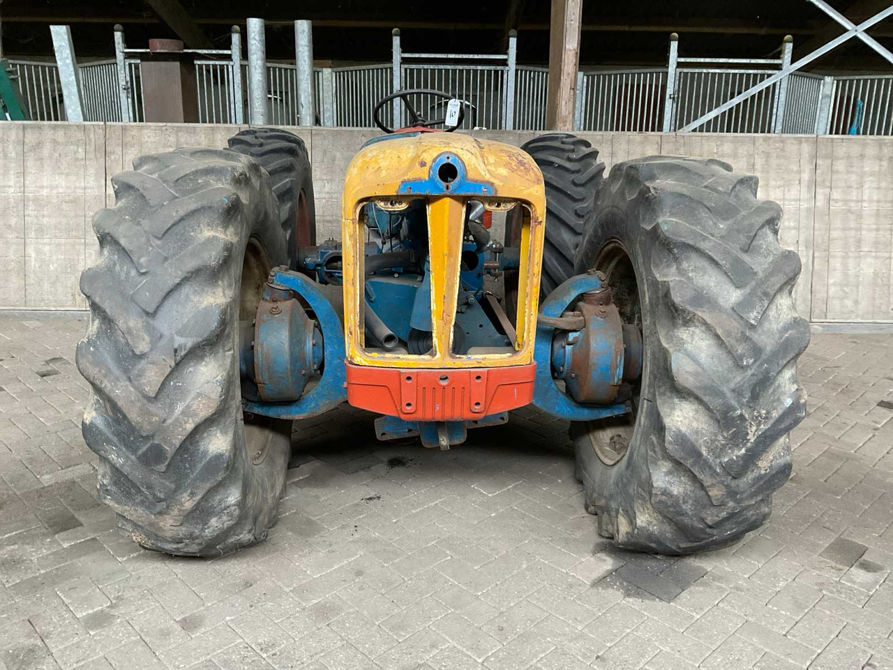 Tracteur agricole Fordson Major County Super 4
