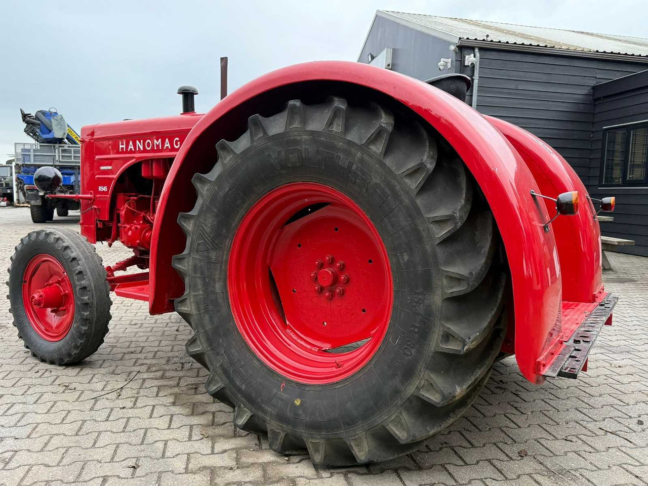 Tracteur agricole Hanomag R545