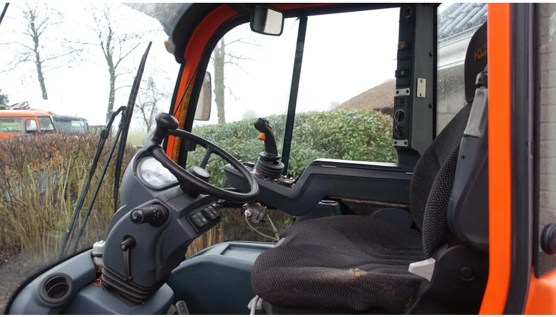 Tracteur agricole Holder C270