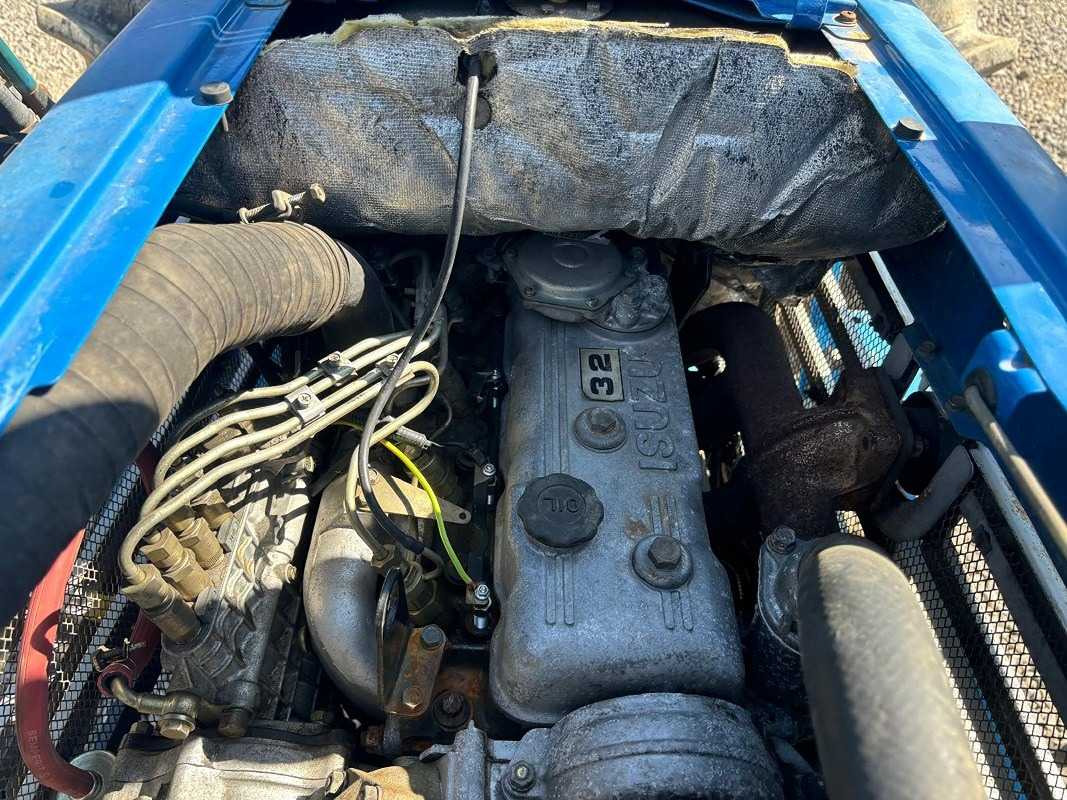 Tracteur agricole ISEKI 4-WHEEL DRIVE TRACTOR