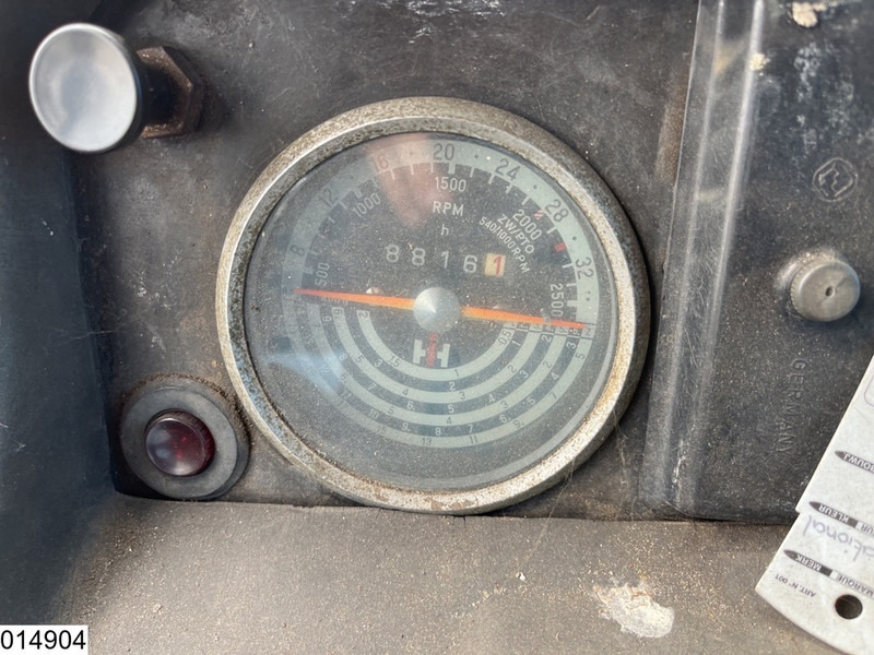Tracteur agricole International 744 54 kW 72 HP, Manual
