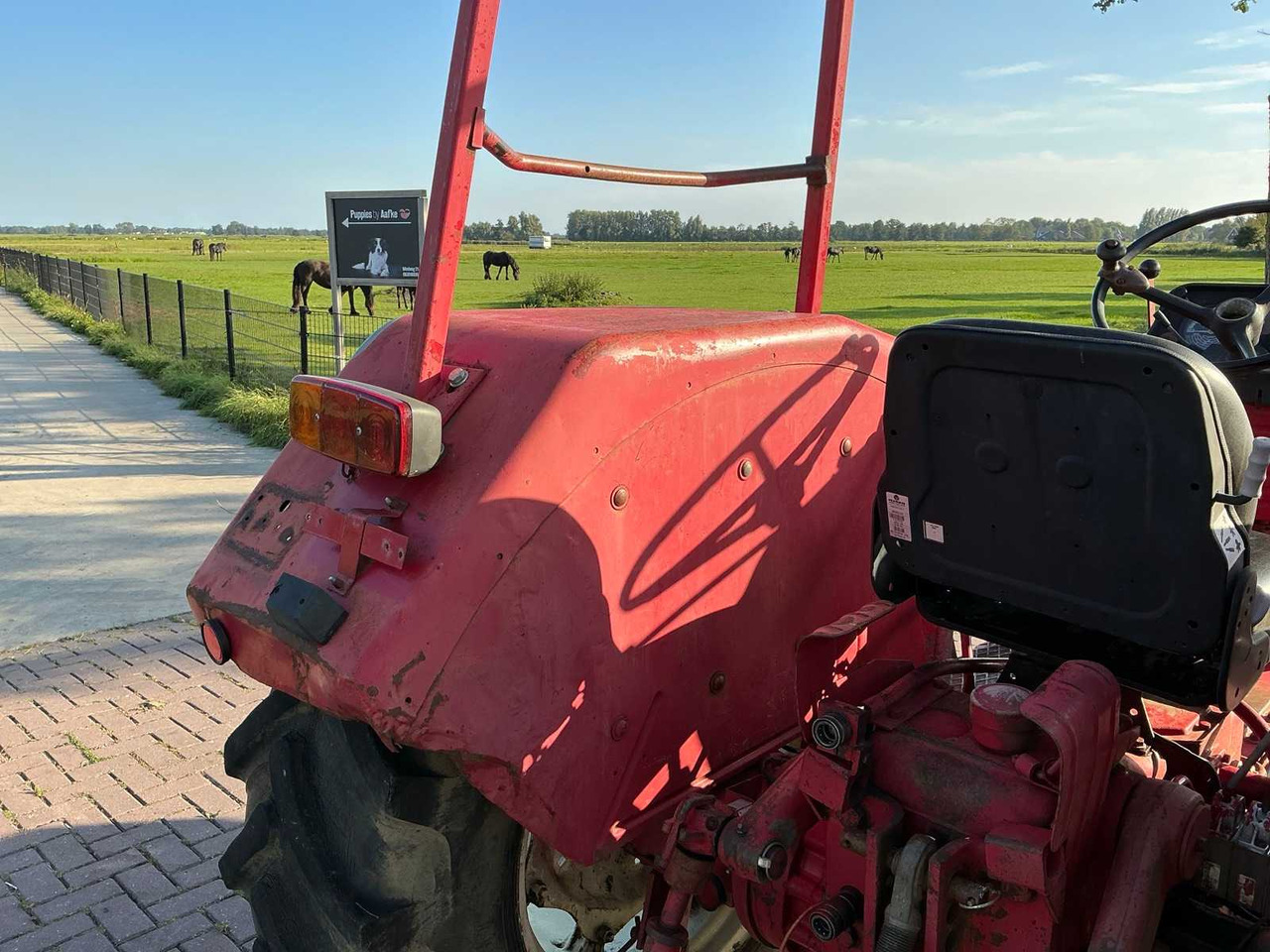 Tracteur agricole International 744-s