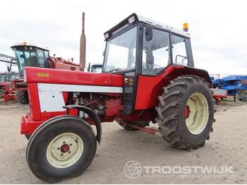 International 844s - Tracteur agricole