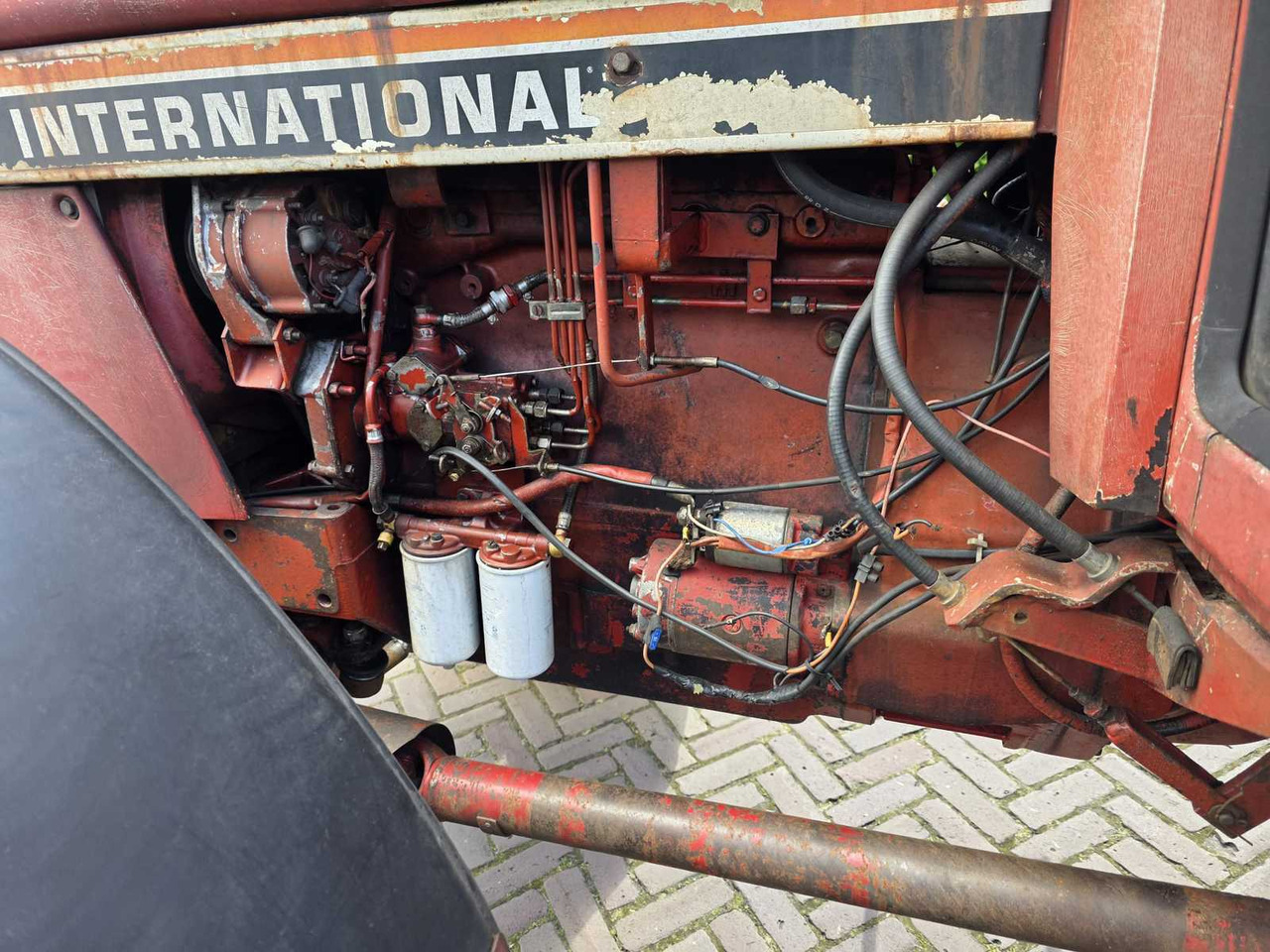 Tracteur agricole International 845 XL
