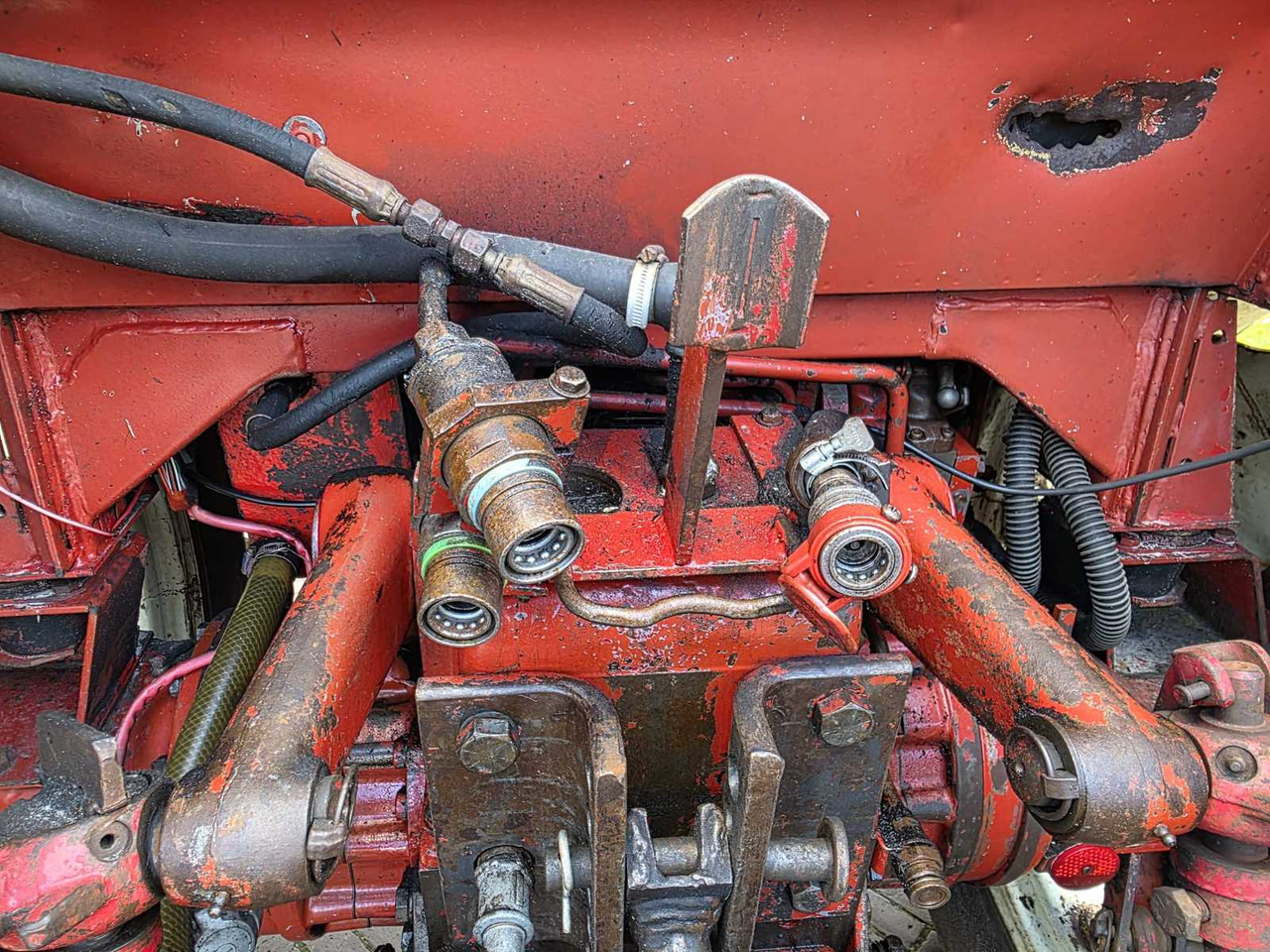 Tracteur agricole International 845 XL