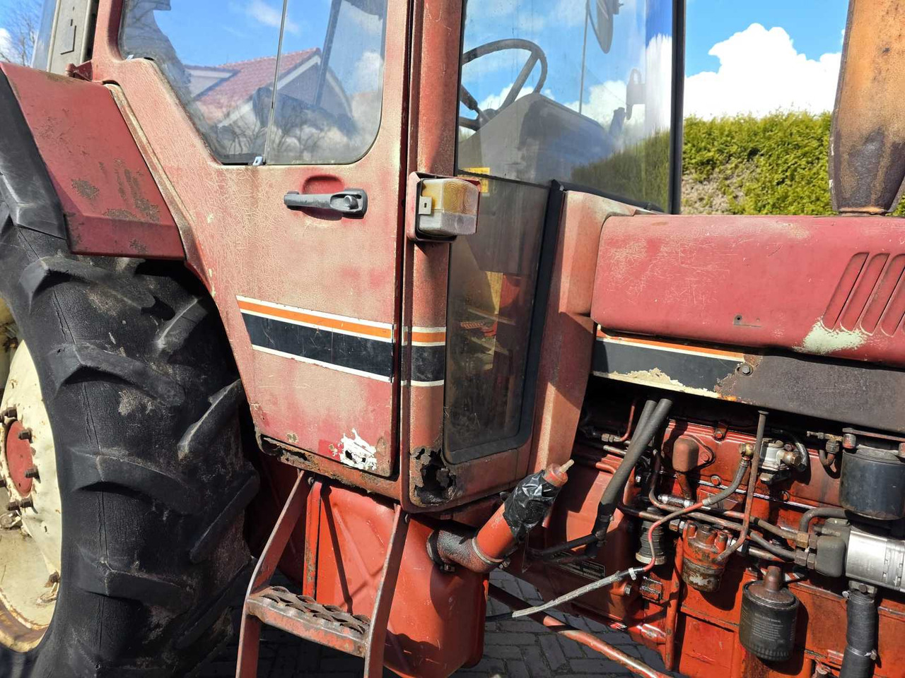 Tracteur agricole International 845 XL
