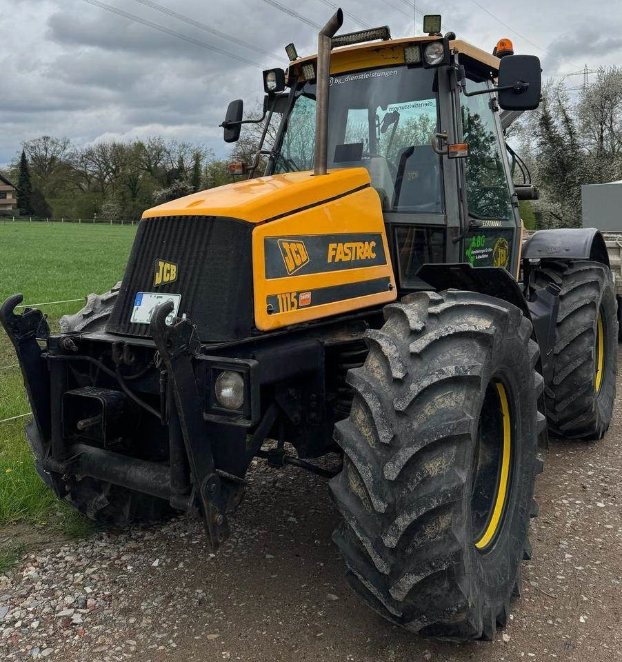 Tracteur agricole JCB Fastrac 1115