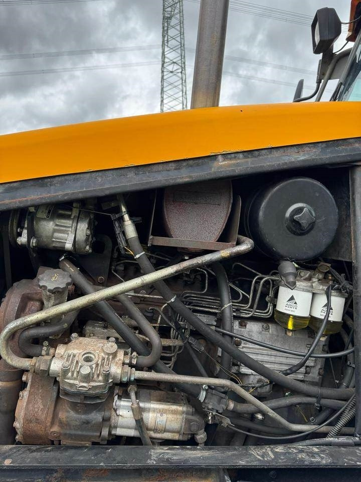Tracteur agricole JCB Fastrac 1115