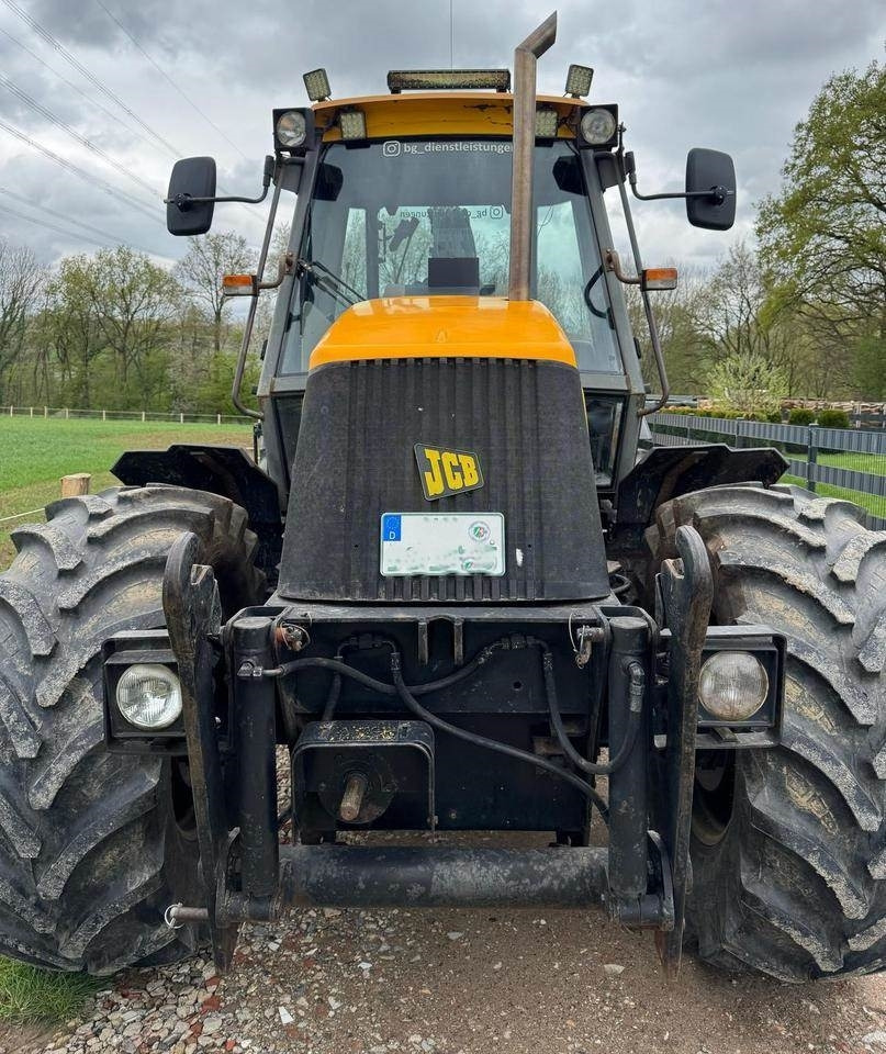 Tracteur agricole JCB Fastrac 1115