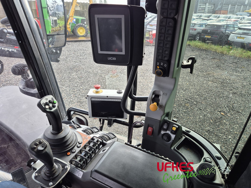 Tracteur agricole JCB Fastrac 4220 Chipper Combi