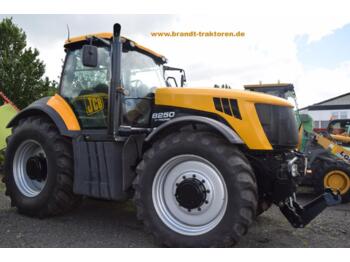 Tracteur agricole JCB Fastrac 8250