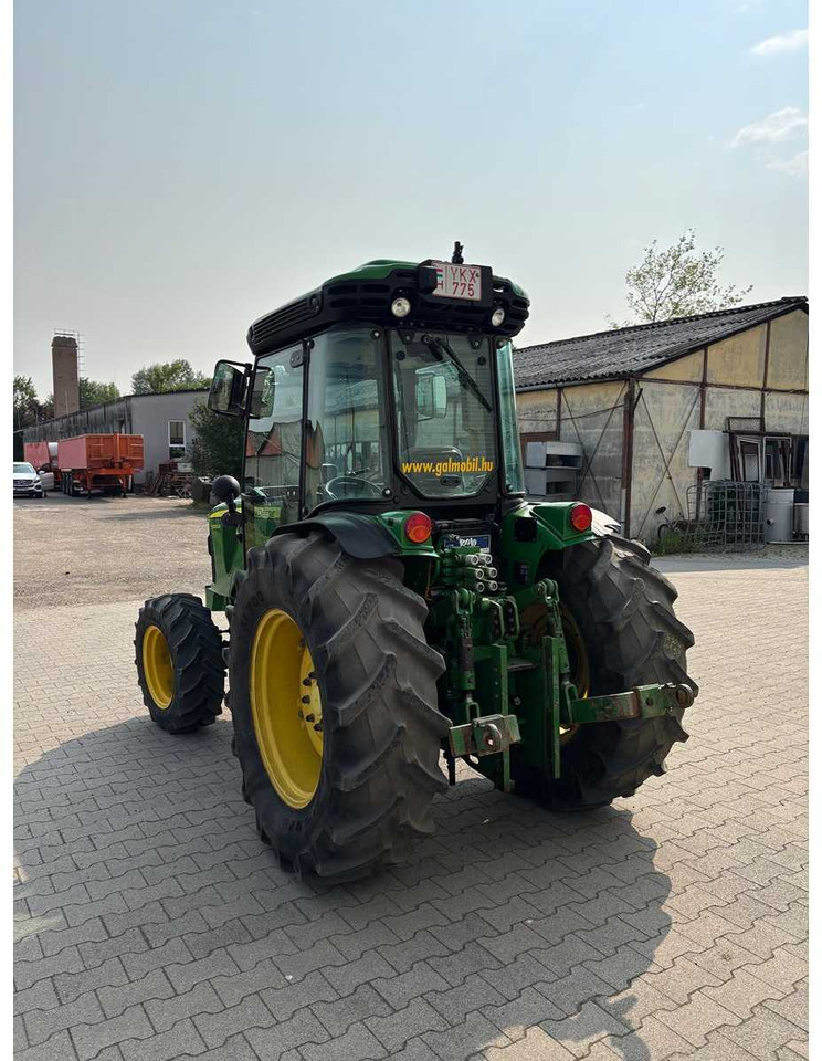 Tracteur agricole JOHN DEERE 5080GF TRAKTOR