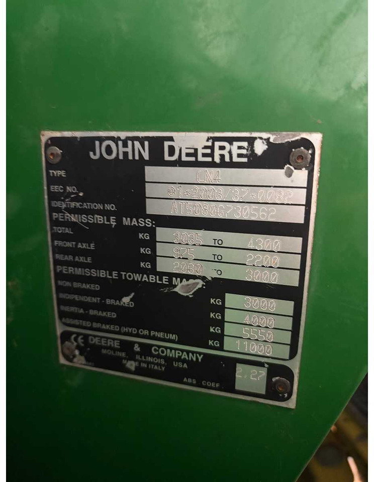 Tracteur agricole JOHN DEERE 5080GF TRAKTOR