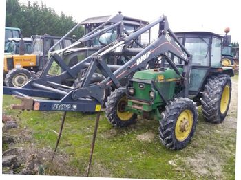 Tracteur agricole John Deere 1640