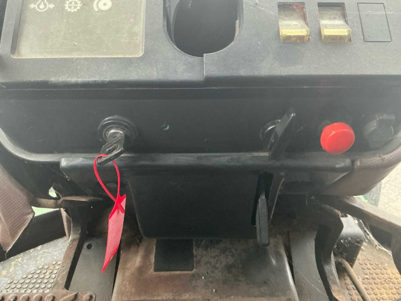 Tracteur agricole John Deere 2250