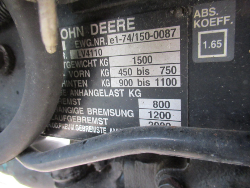 Tracteur agricole John Deere 4110 4WD 4x4 Hydrostaat Cabine