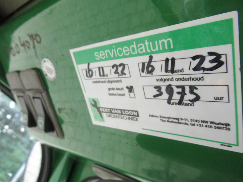 Tracteur agricole John Deere 4110 4WD 4x4 Hydrostaat Cabine