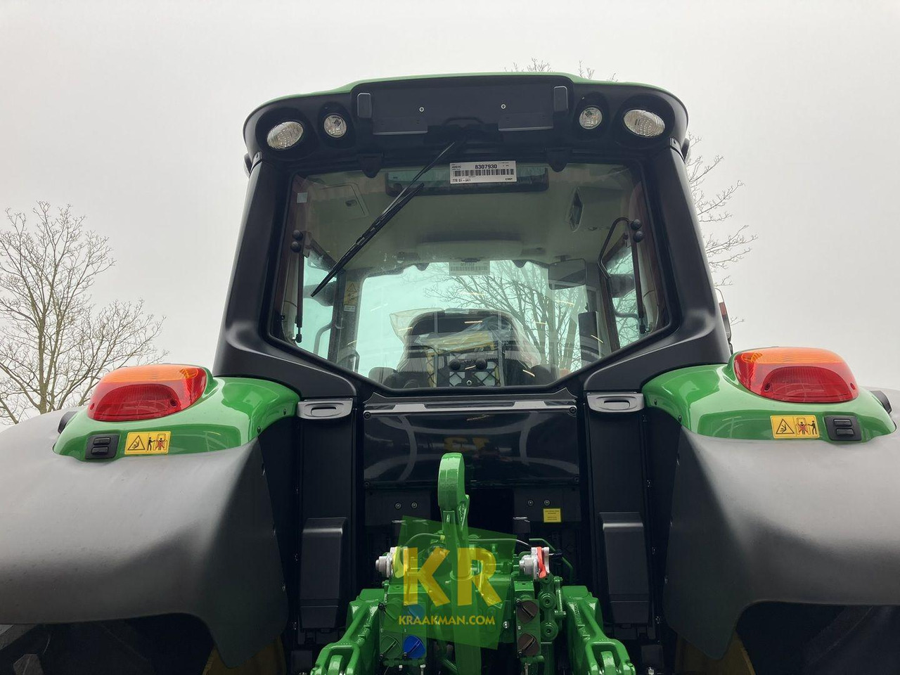 Tracteur agricole John Deere 6090M