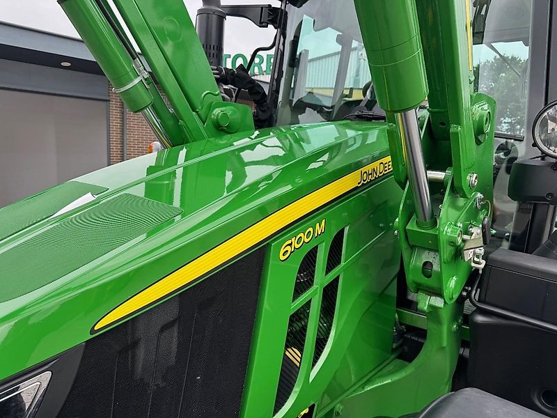 Tracteur agricole John Deere 6100M + VOORLADER 2024 710 UUR!!!