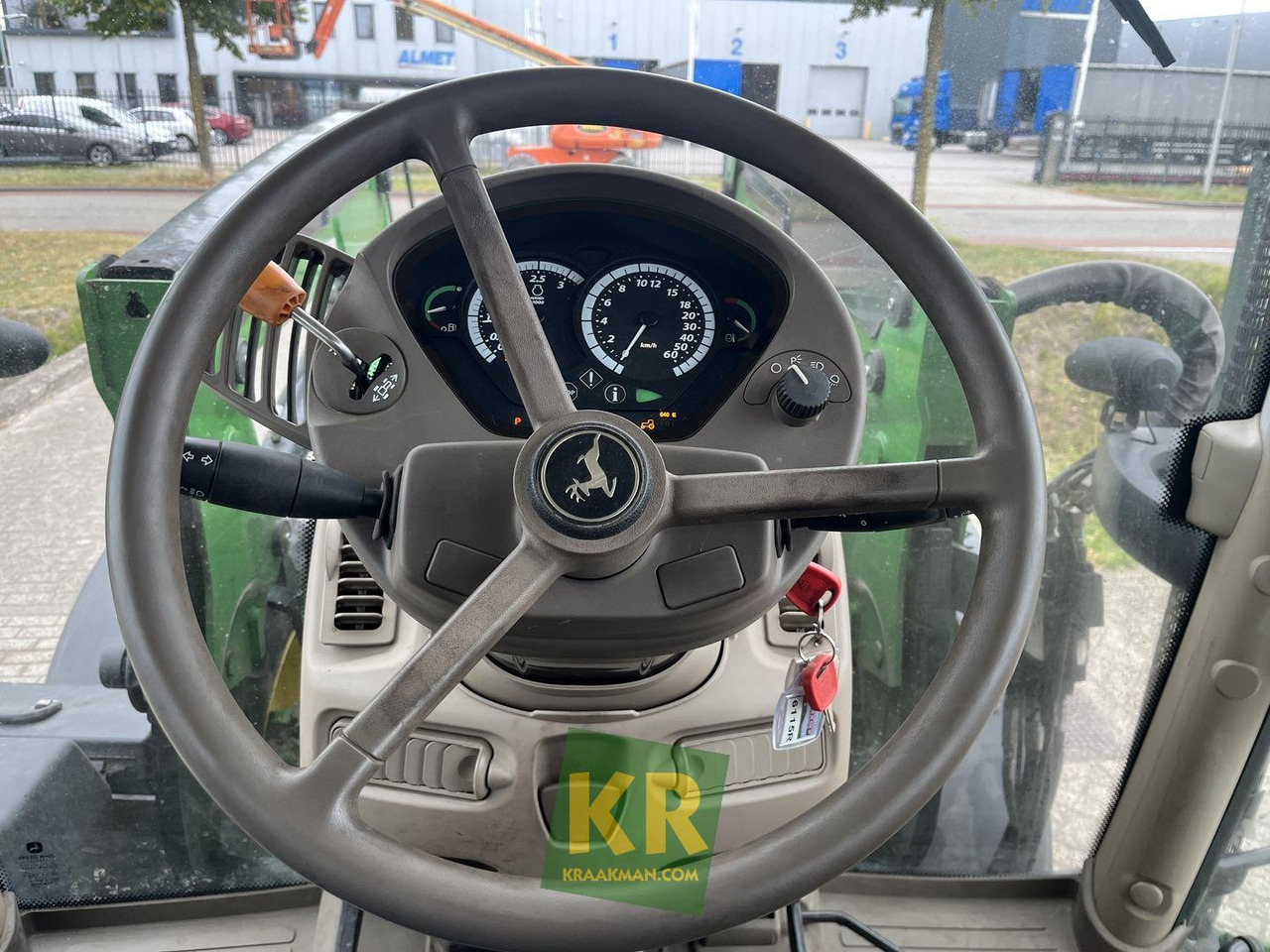 Tracteur agricole John Deere 6115R