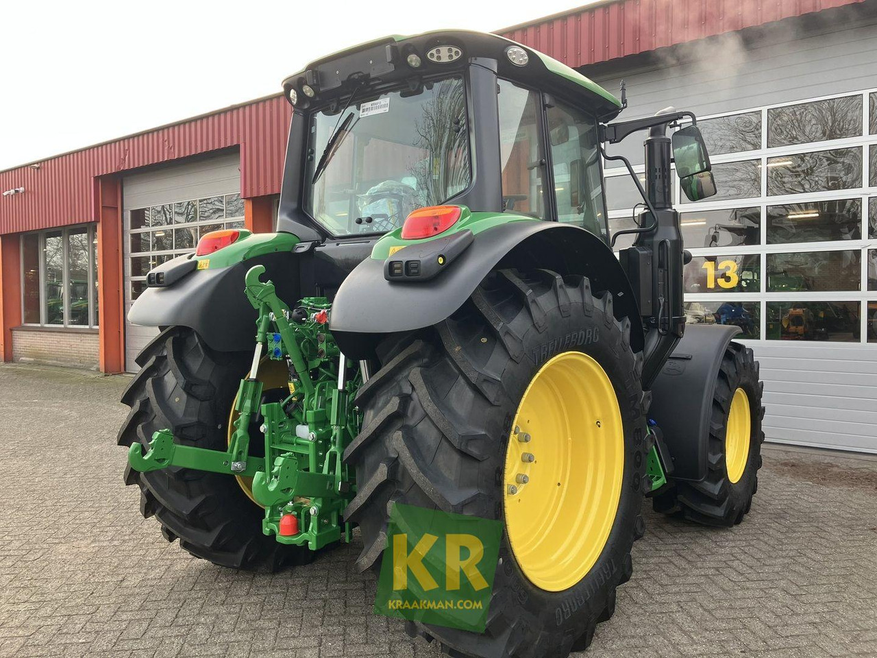 Tracteur agricole John Deere 6120M