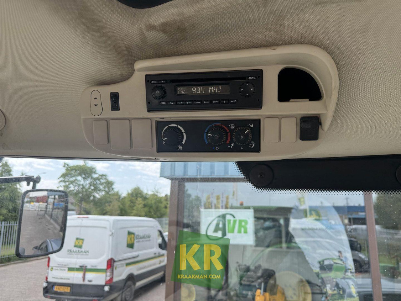 Tracteur agricole John Deere 6125R