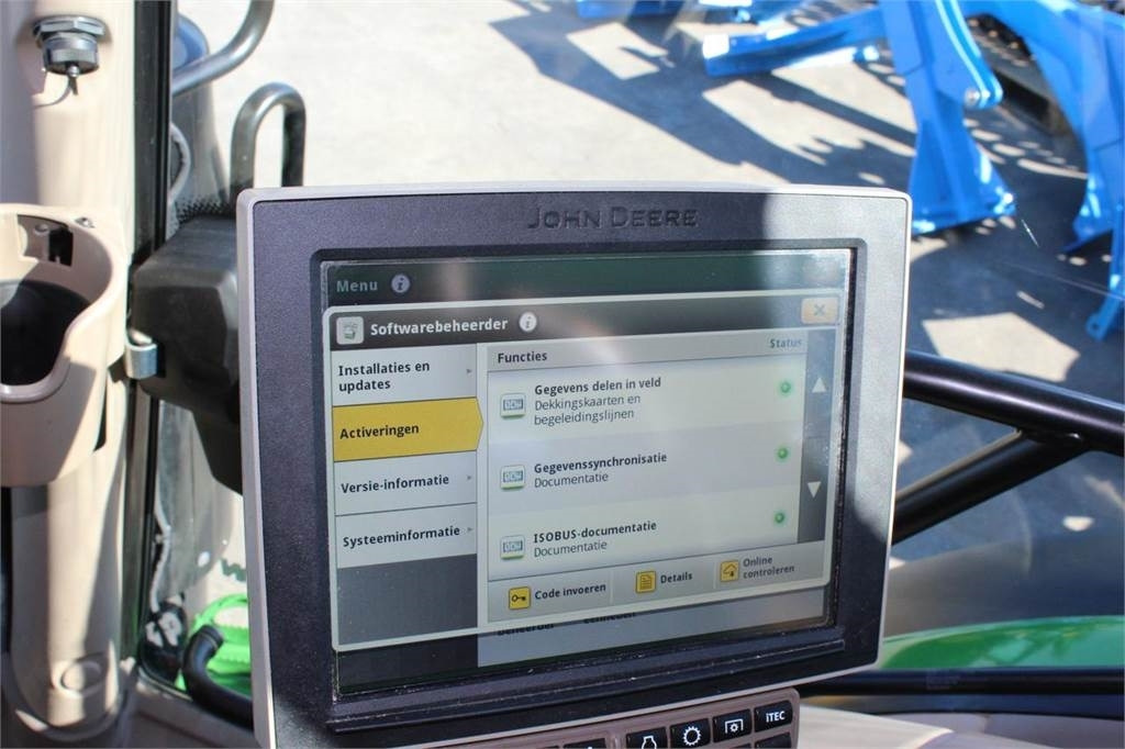 Tracteur agricole John Deere 6130R